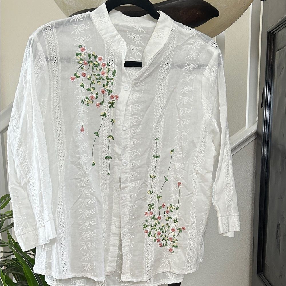White Embroidered Floral Blouse